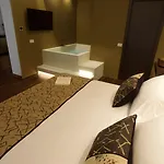 Palazzo Cartari Hotel 4*