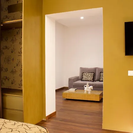 Palazzo Cartari Hotel 4*